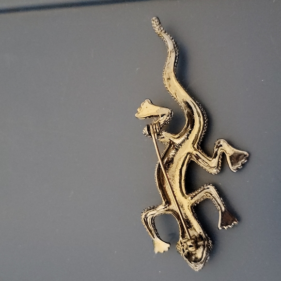 Brooch - Picture 3 of 3